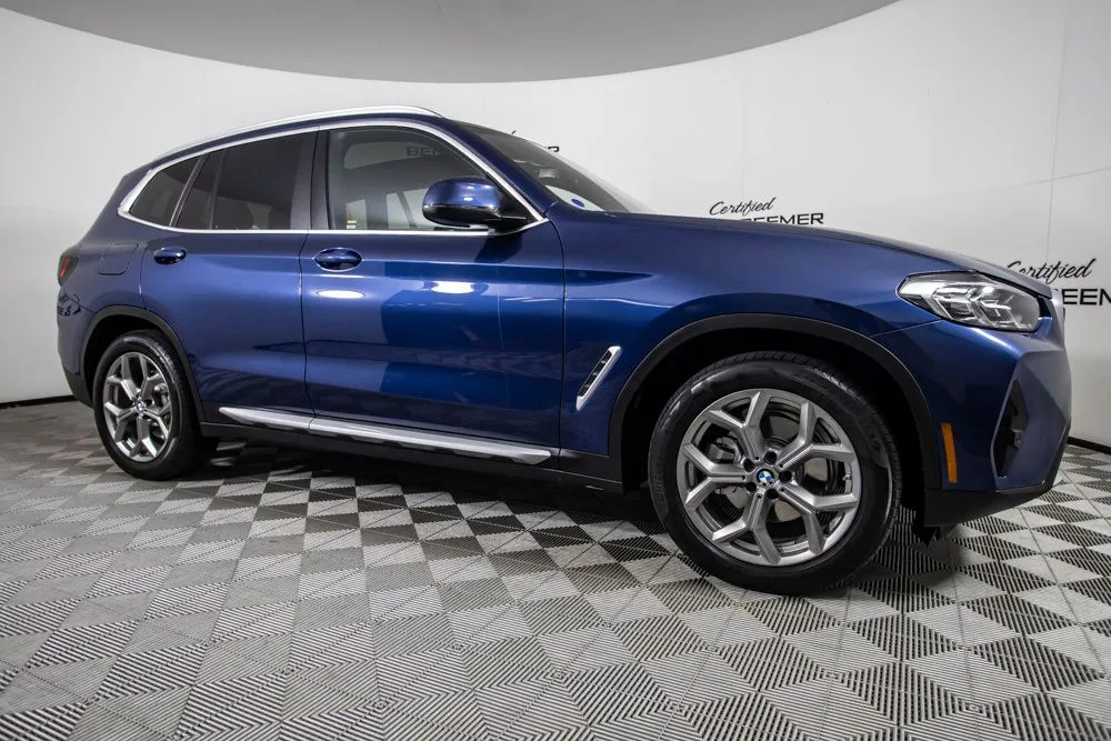 BMW X3 photo 2