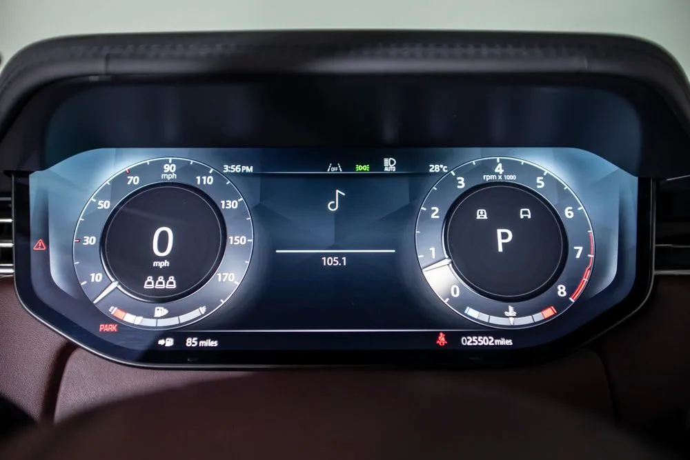 Land Rover Range Rover photo 26
