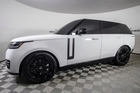 More photos of 2024 Land Rover Range Rover SE at Certified Benz & Beemer, AZ