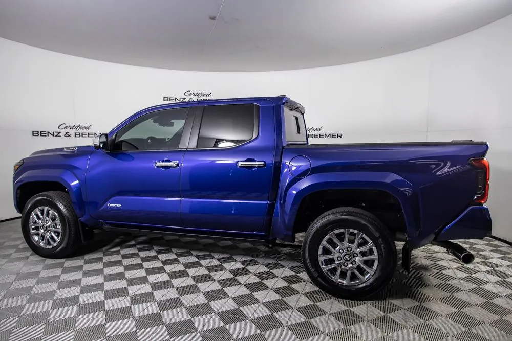 Toyota Tacoma photo 10