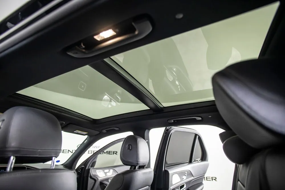 Mercedes-Benz GLE photo 26