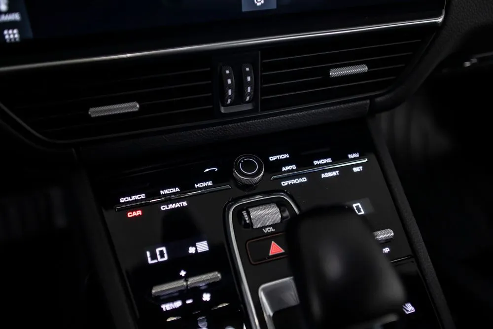 Porsche Cayenne photo 31