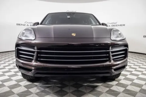 More photos of 2019 Porsche Cayenne at Certified Benz & Beemer, AZ