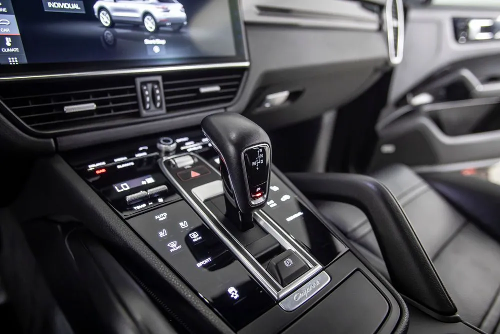 Porsche Cayenne photo 32