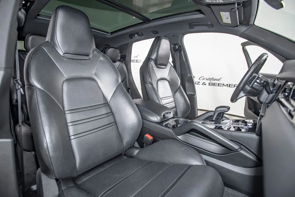 Porsche Cayenne photo 16