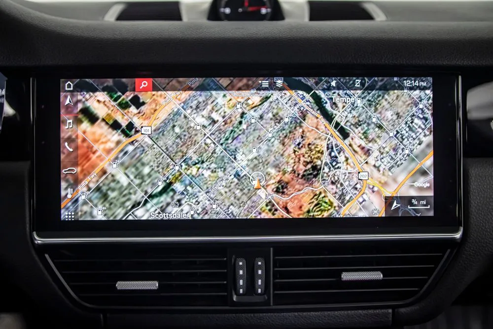 Porsche Cayenne photo 27