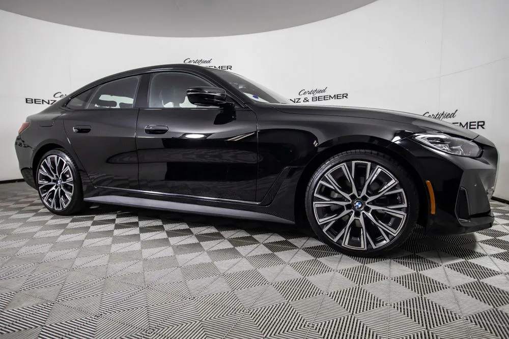 BMW 4 Series photo 2