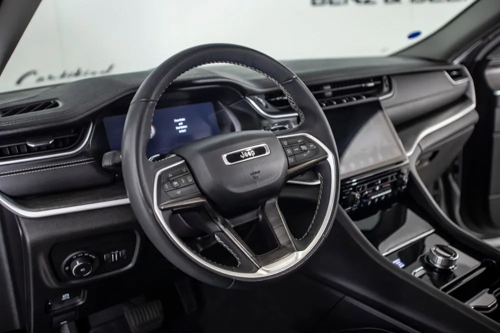 Jeep Grand Cherokee L photo 22