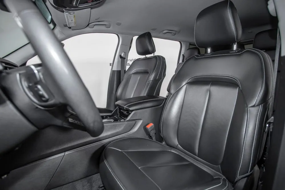 Jeep Grand Cherokee L photo 14