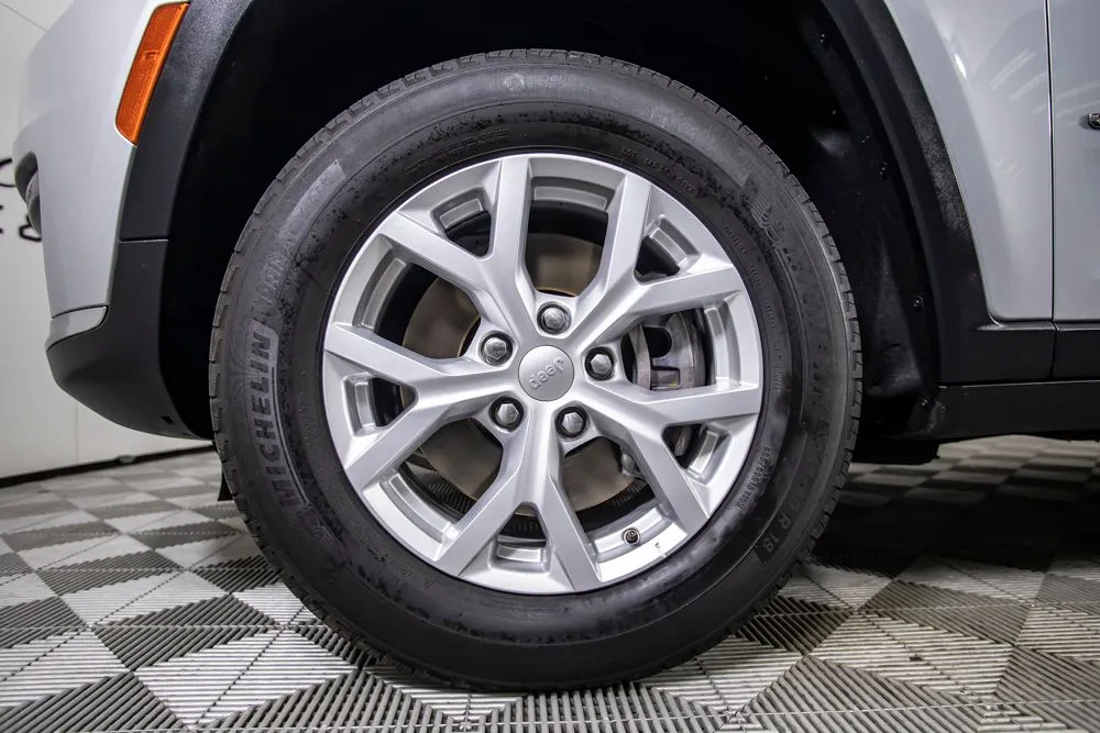 Jeep Grand Cherokee L photo 43