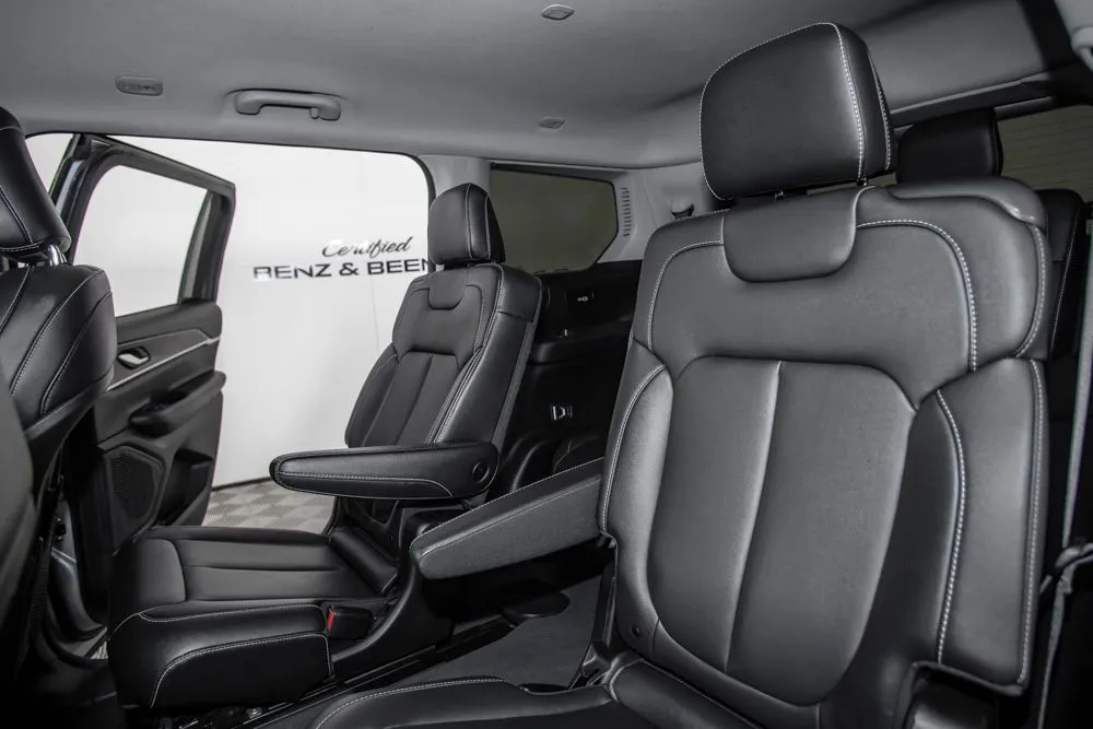 Jeep Grand Cherokee L photo 15