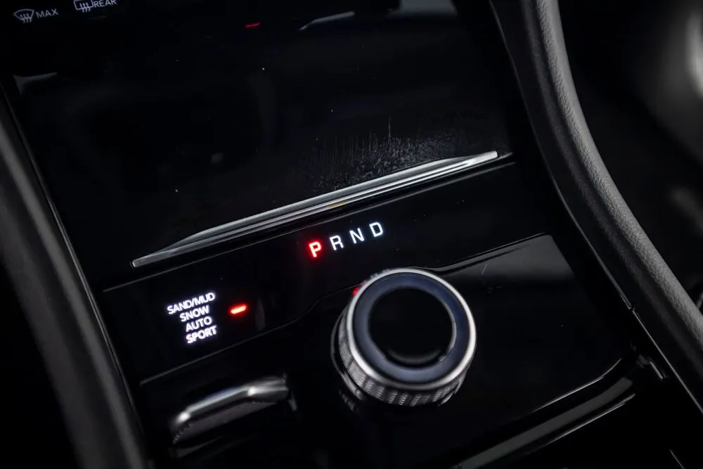 Jeep Grand Cherokee L photo 37