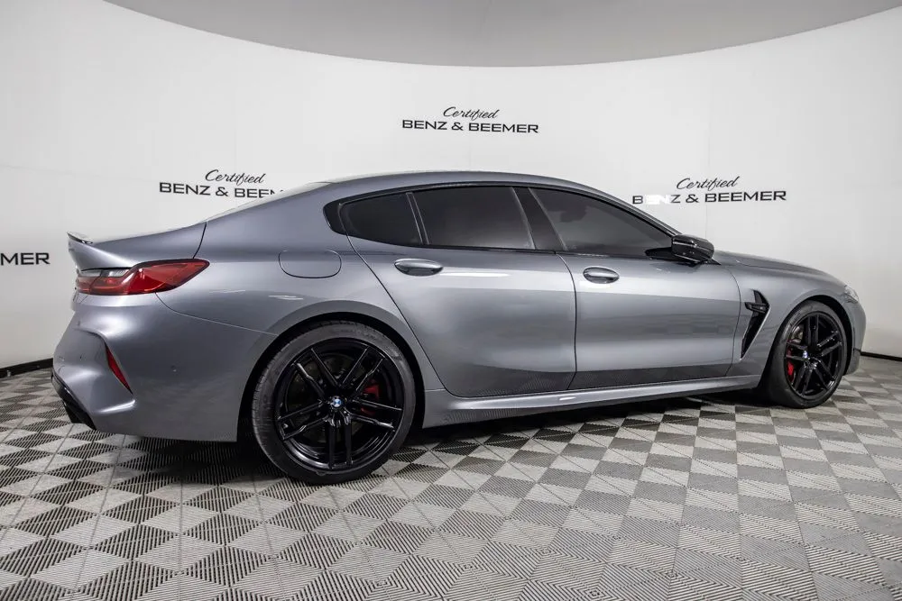 BMW M8 photo 4