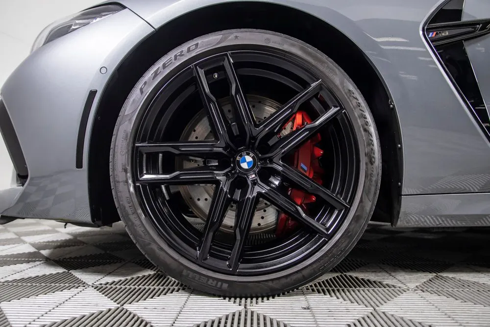 BMW M8 photo 42