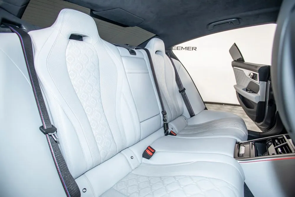 BMW M8 photo 16
