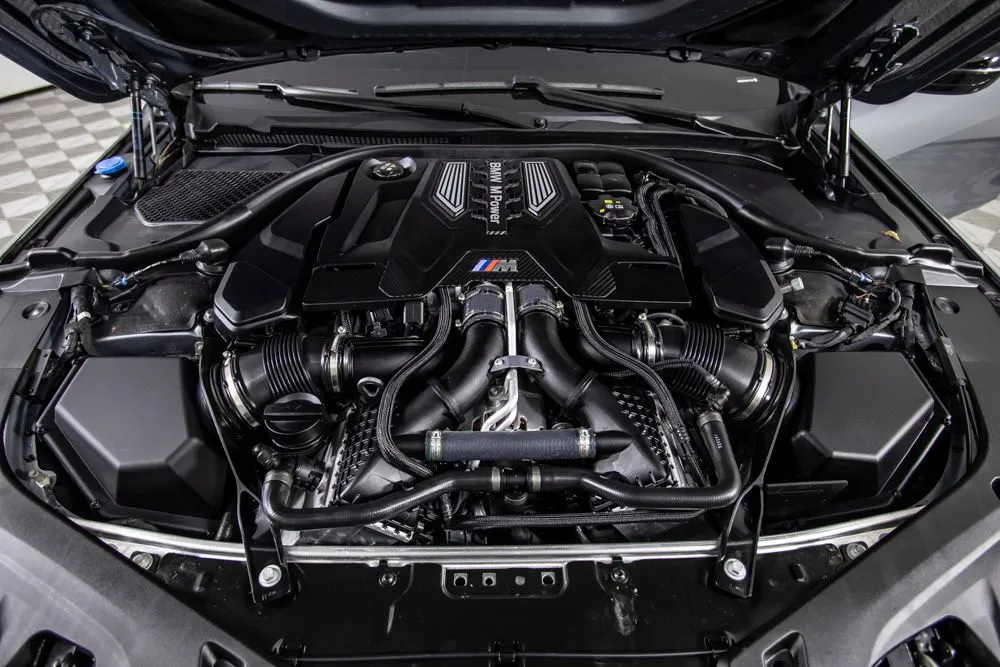 BMW M8 photo 41