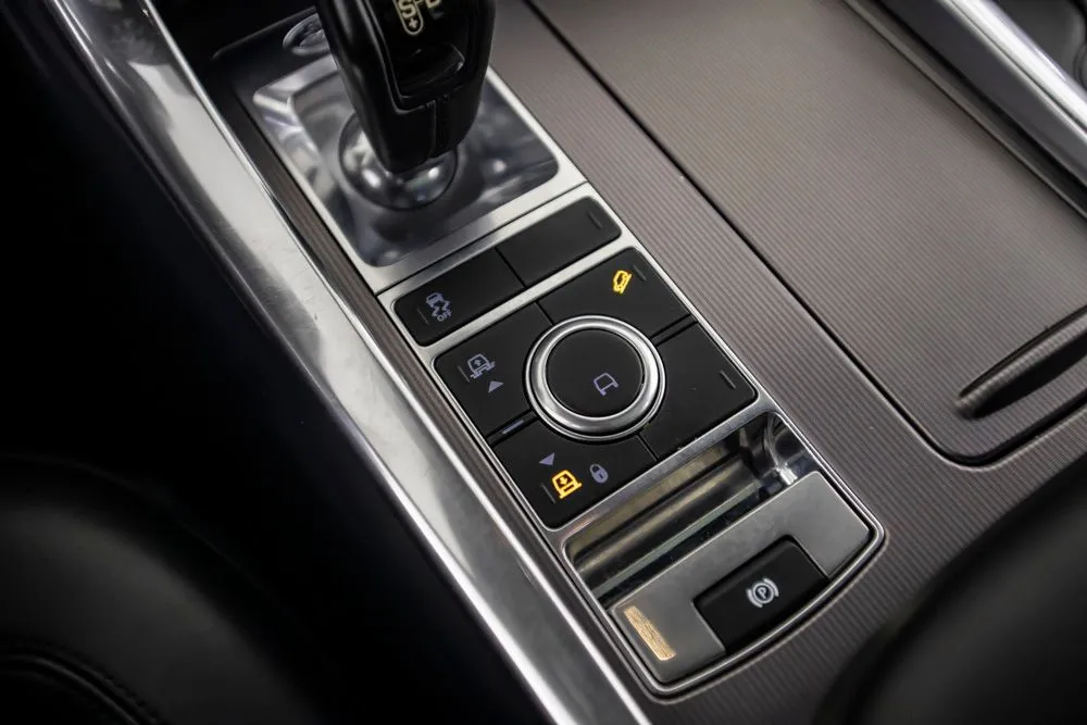 Land Rover Range Rover Sport photo 34
