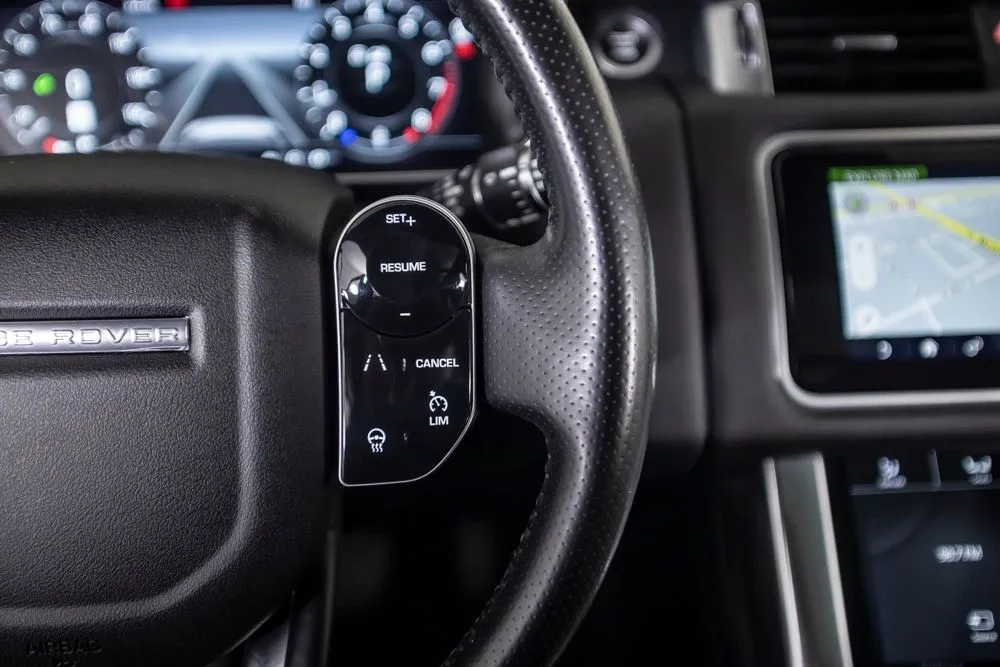 Land Rover Range Rover Sport photo 38