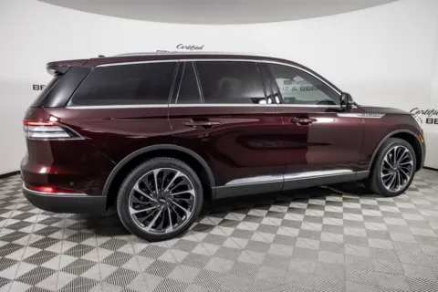 More photos of 2022 Lincoln Aviator Reserve at Certified Benz & Beemer, AZ