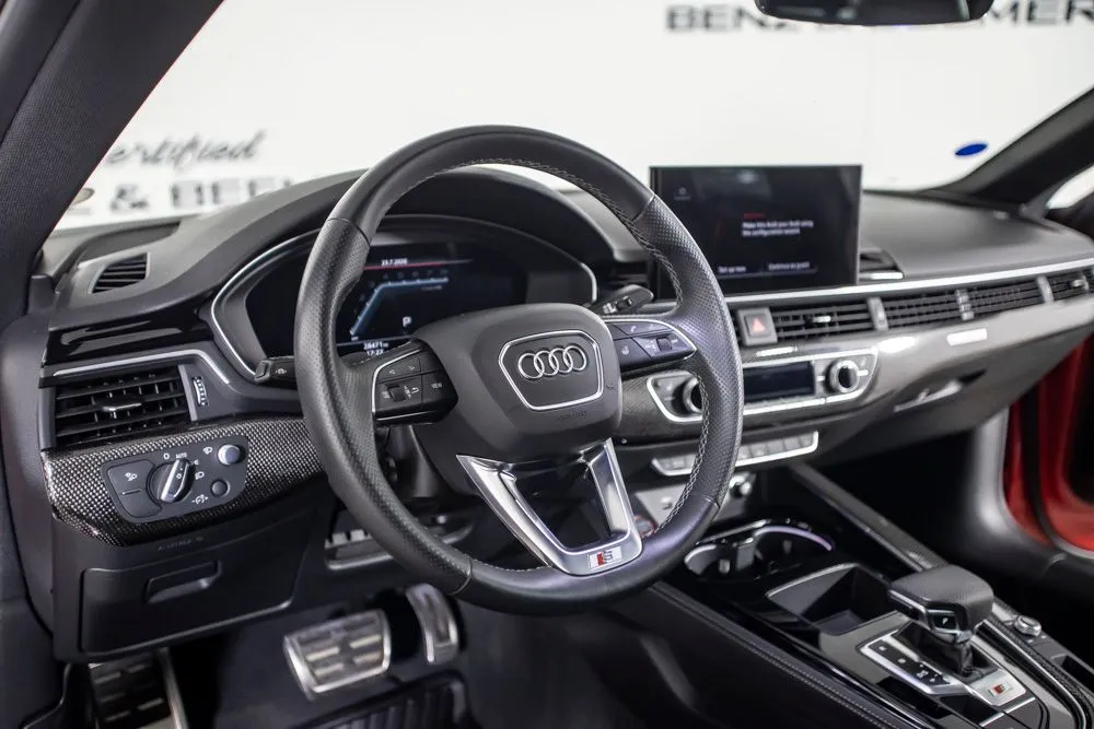 Audi S5 photo 21