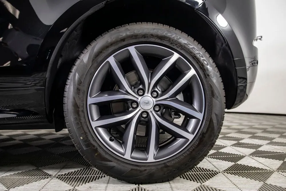 Land Rover Range Rover Evoque photo 37