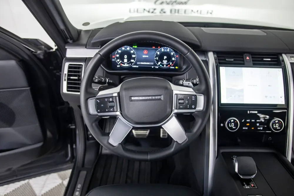 Land Rover Discovery photo 26