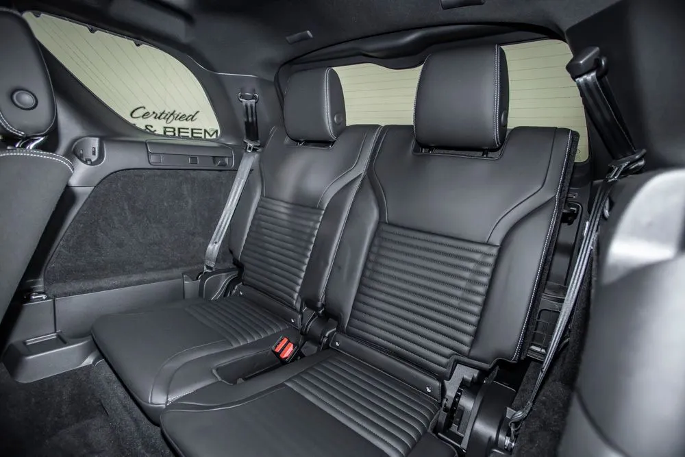 Land Rover Discovery photo 16