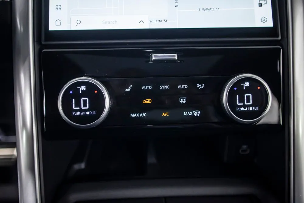 Land Rover Discovery photo 34