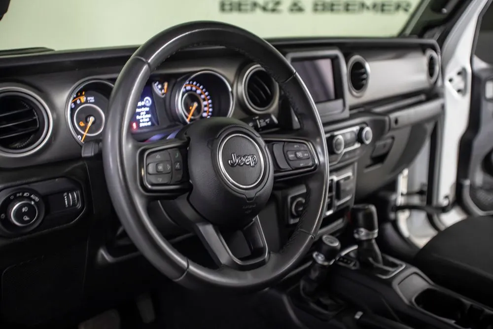 Jeep Gladiator photo 16