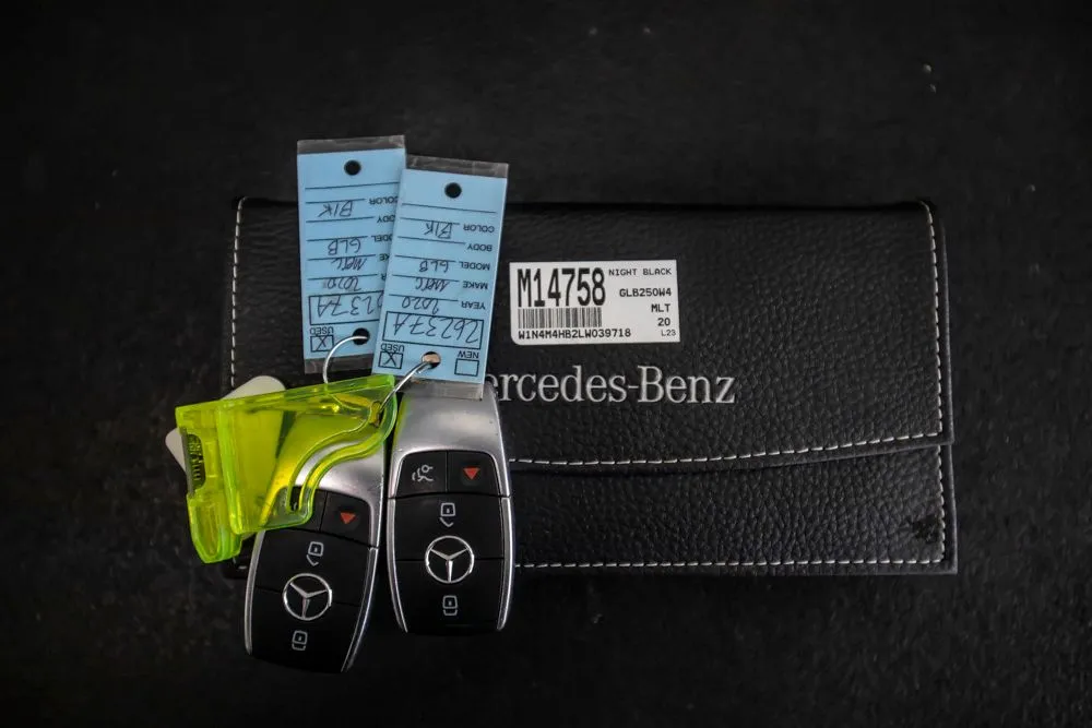 Mercedes-Benz GLB photo 45