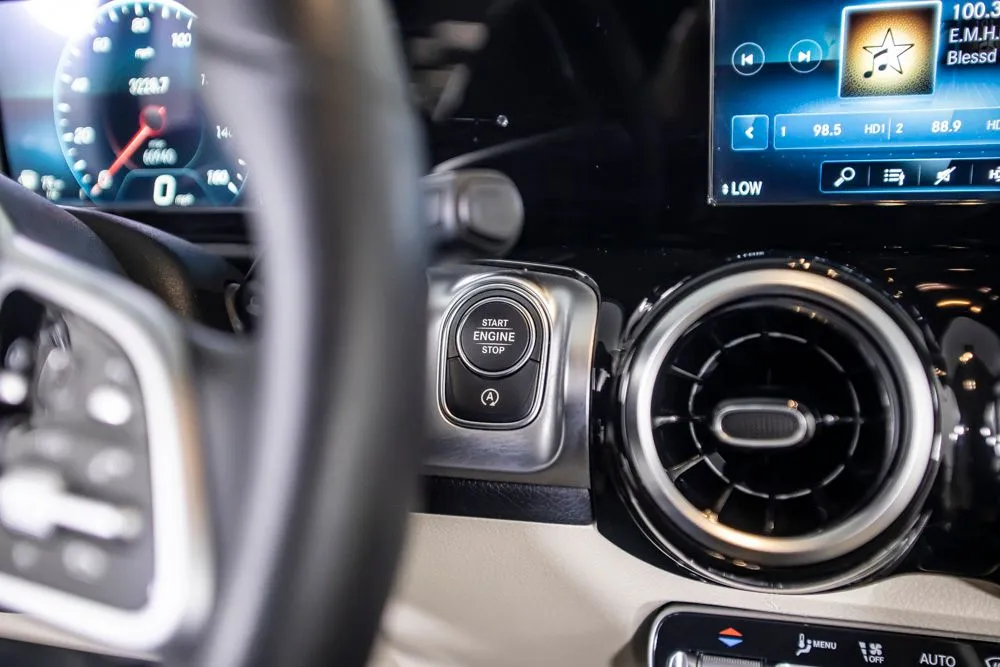Mercedes-Benz GLB photo 32
