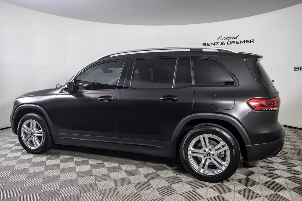 Mercedes-Benz GLB photo 11
