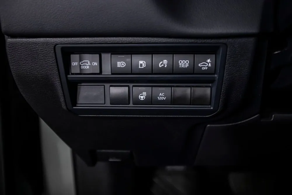 Toyota Sequoia photo 37