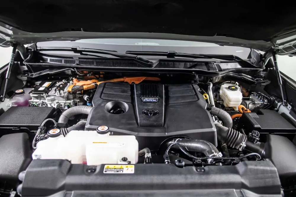 Toyota Sequoia photo 56