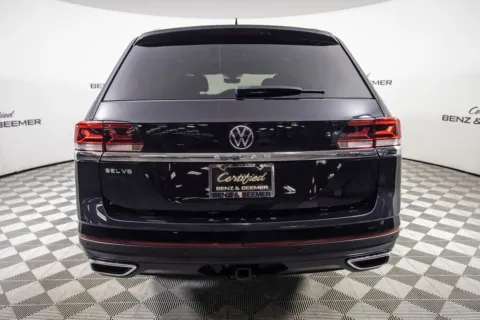 More photos of 2021 Volkswagen Atlas SEL at Certified Benz & Beemer, AZ