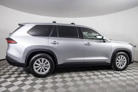 More photos of 2025 Toyota Grand Highlander XLE at Certified Benz & Beemer, AZ