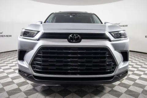 More photos of 2025 Toyota Grand Highlander XLE at Certified Benz & Beemer, AZ