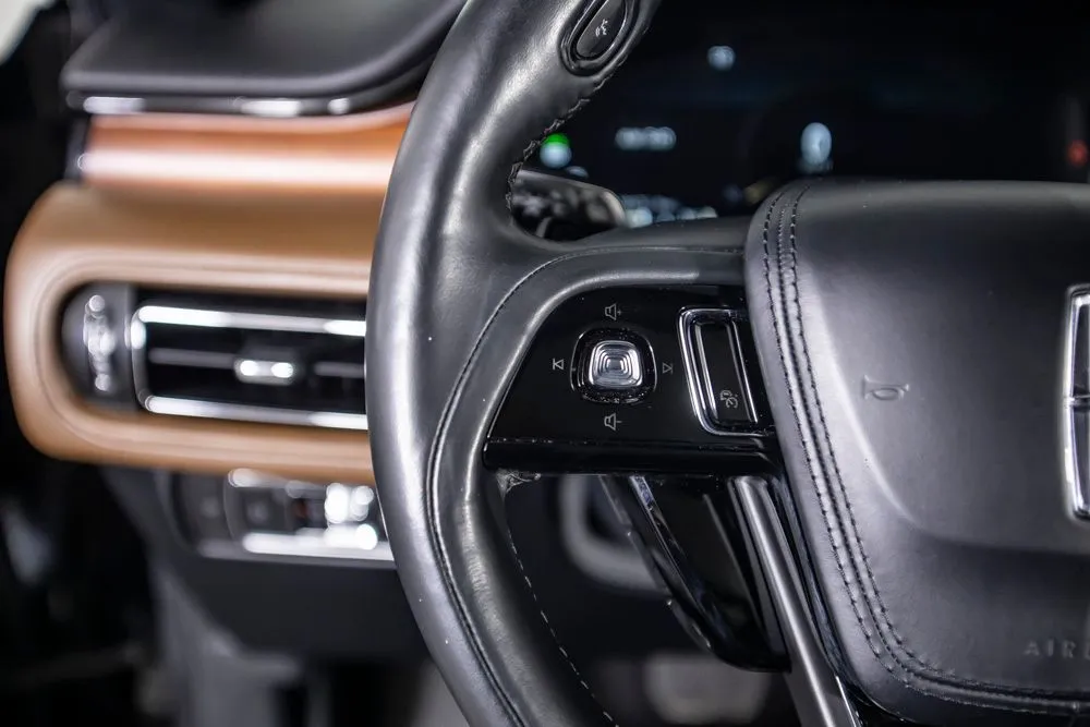 Lincoln Aviator photo 37