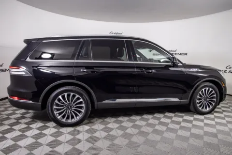 More photos of 2023 Lincoln Aviator Reserve at Certified Benz & Beemer, AZ