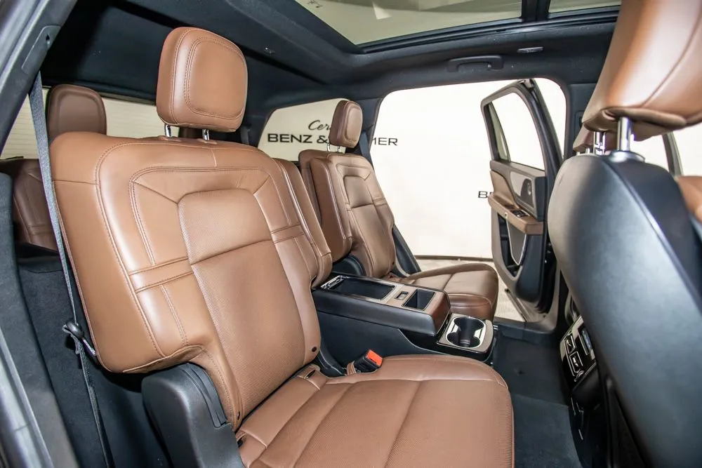 Lincoln Aviator photo 17