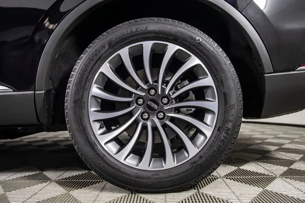 Lincoln Aviator photo 42