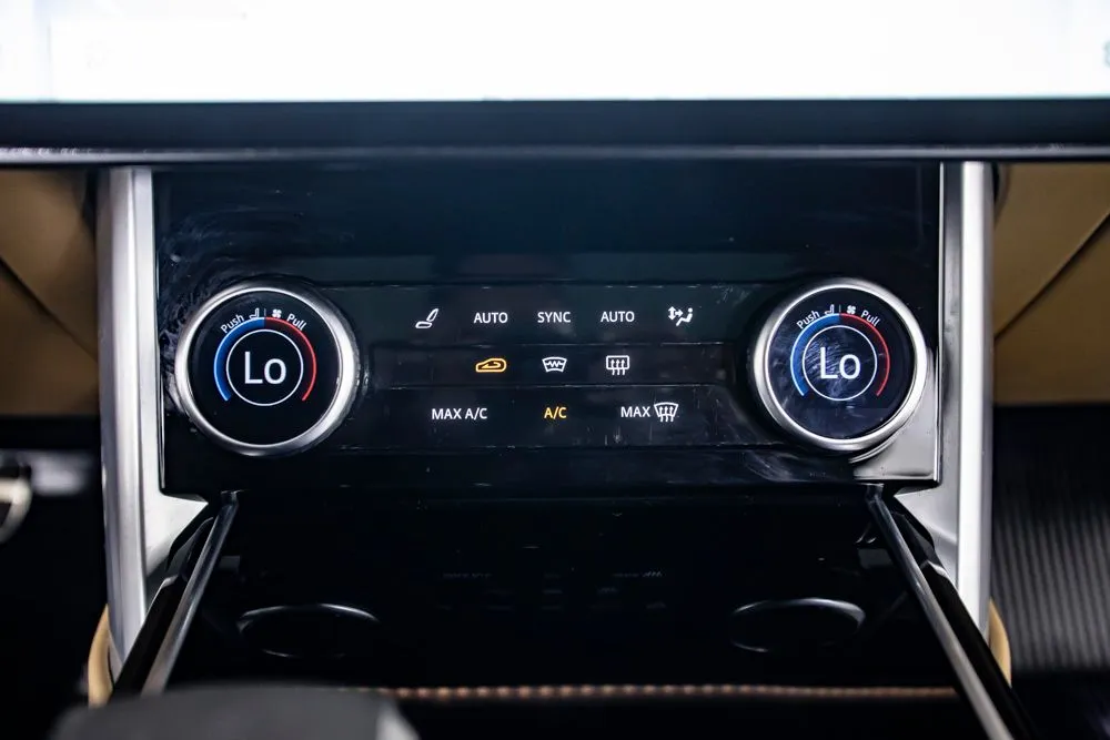 Land Rover Range Rover photo 38