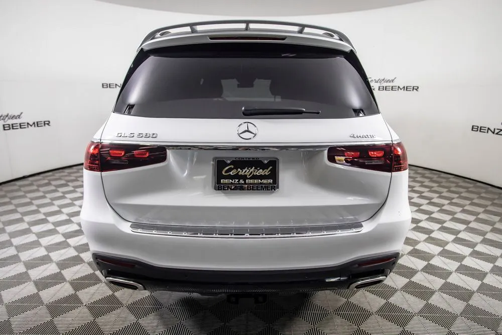 Mercedes-Benz GLS photo 7