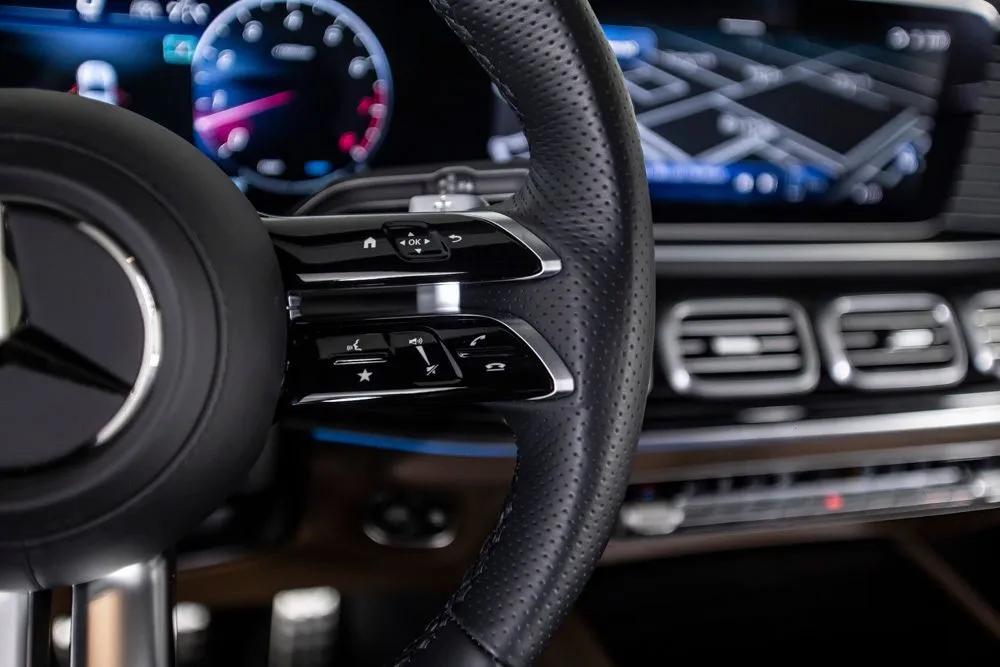 Mercedes-Benz GLS photo 42