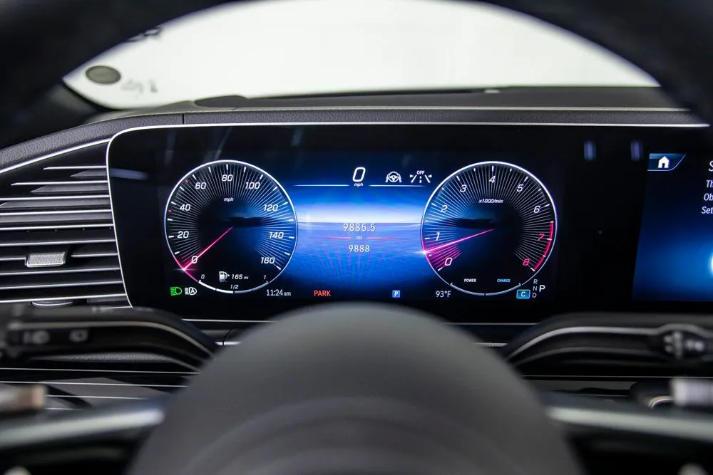 Mercedes-Benz GLS photo 28