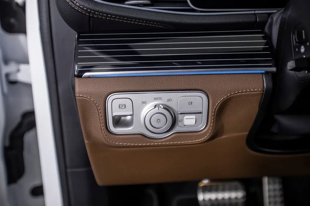 Mercedes-Benz GLS photo 40