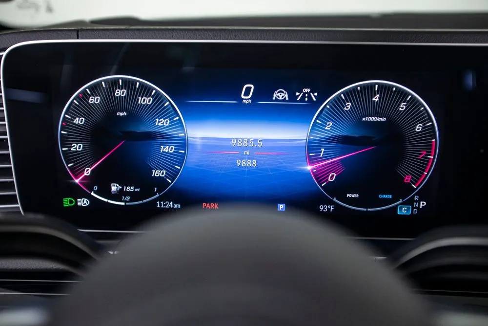 Mercedes-Benz GLS photo 29