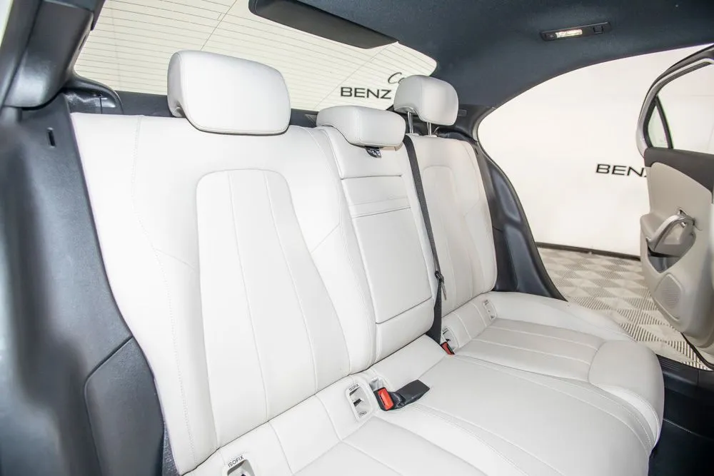 Mercedes-Benz A-Class photo 15