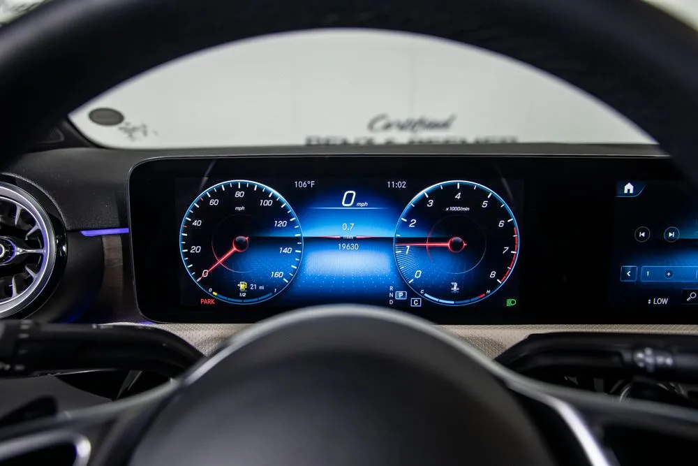 Mercedes-Benz A-Class photo 23