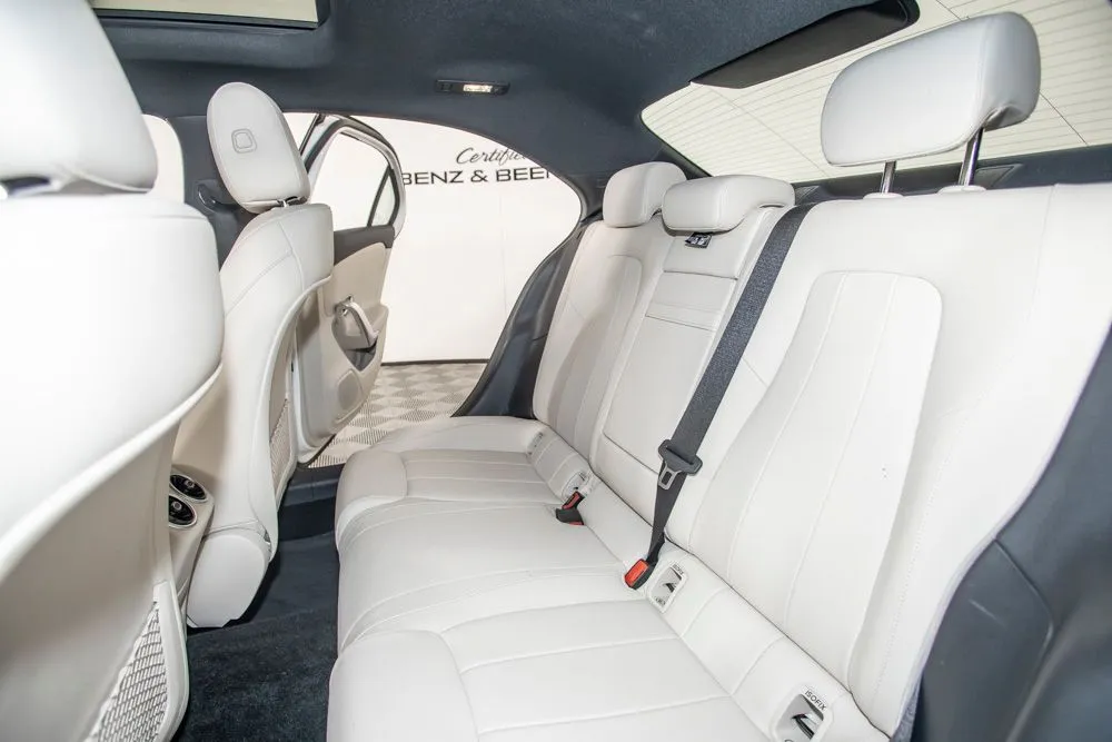 Mercedes-Benz A-Class photo 14